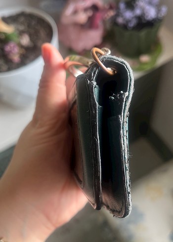 Parlak Siyah Deri Kadın Cüzdan - Görsel 3