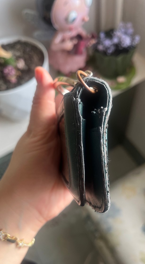 Parlak Siyah Deri Kadın Cüzdan - Görsel 3