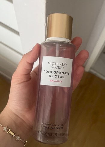 Victoria's Secret Very Sexy Oasis Kadın Parfümü orjinal - Görsel 5