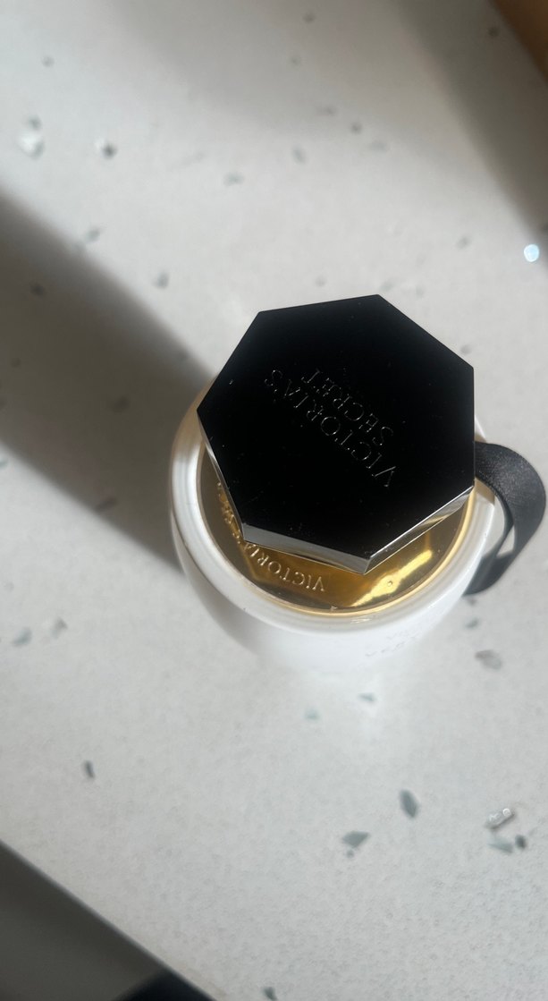 Victoria's Secret Very Sexy Oasis Kadın Parfümü orjinal - Görsel 3