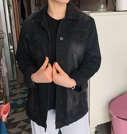 Siyah jean eskitme detaylı ceket