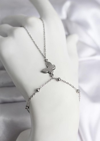 Altın Renk Minimalist Kelebek Detaylı El Zinciri - Görsel 2