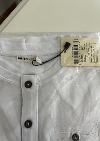 Düğmeli Beyaz Erkek Çocuk Tshirt