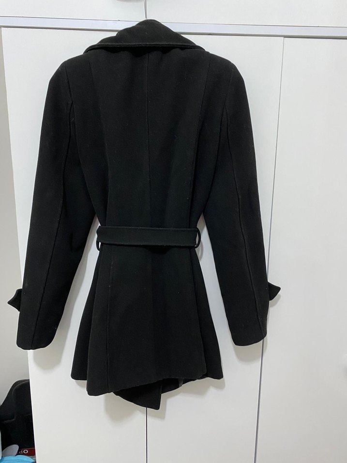 Kadın Siyah Kaşe Kaban - Görsel 2