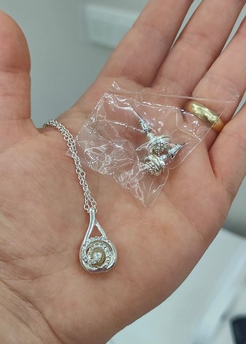 Avon Kolye Küpe Seti - Görsel 2