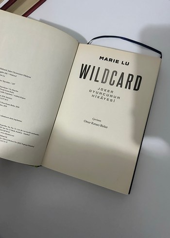 warcross serisi - Görsel 4