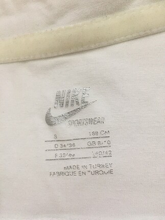 s Beden Nike tshirt