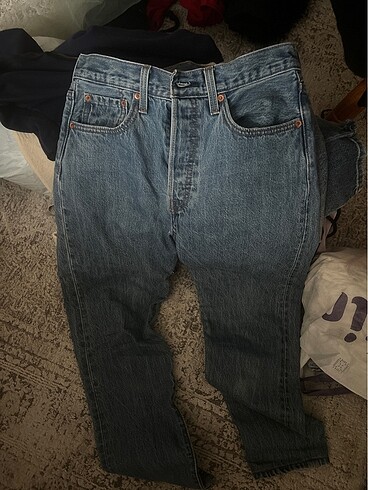 Levis 501 s pantolon