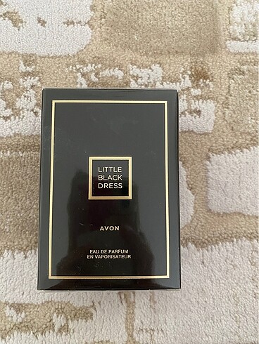 avon little black dress parfüm
