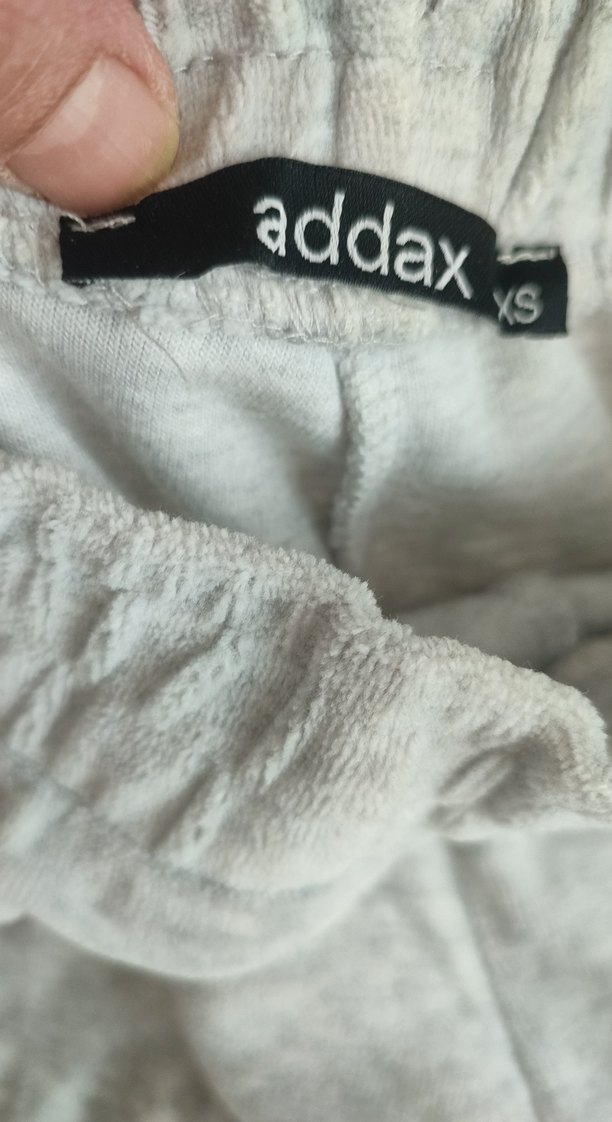 Gri Rahat Kesim Şort - Görsel 3