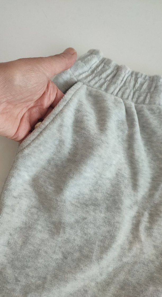 Gri Rahat Kesim Şort - Görsel 2