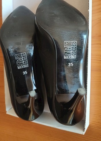 35 Beden siyah Renk Parlak Siyah Stiletto Topuklu Kadın Ayakkabı