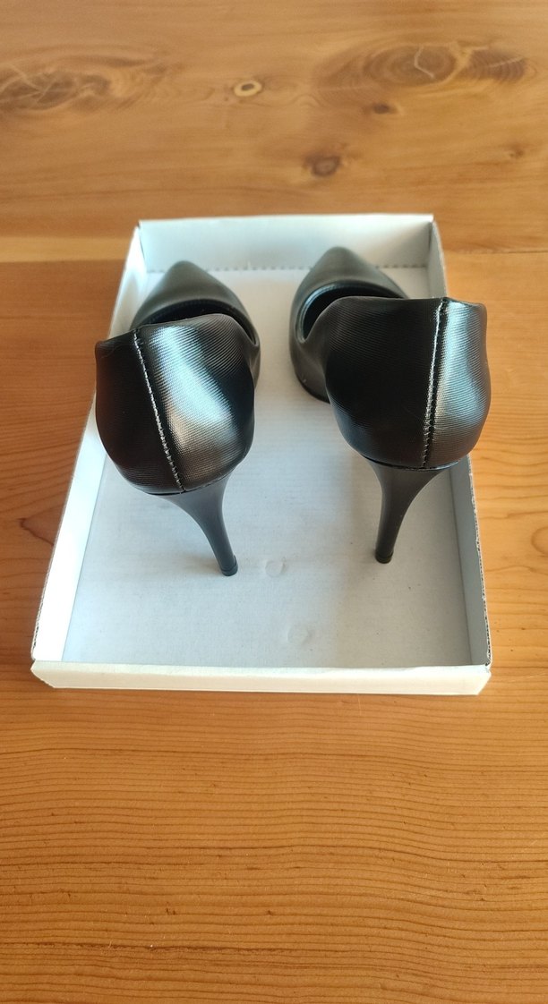 Parlak Siyah Stiletto Topuklu Kadın Ayakkabı - Görsel 2