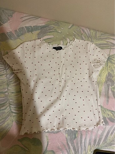 Bershka t-shirt