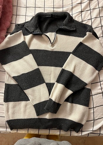 Gri Çizgili  Kazak - Görsel 2