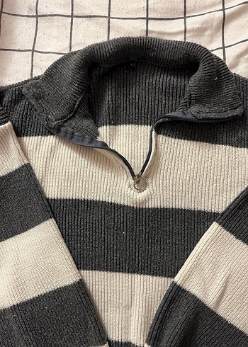 Gri Çizgili  Kazak - Görsel 3