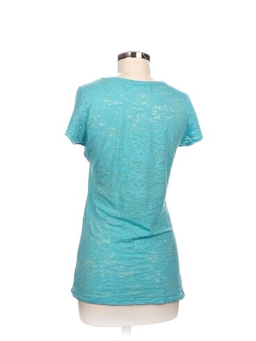 l Beden Zara T-shirt %70 İndirimli.