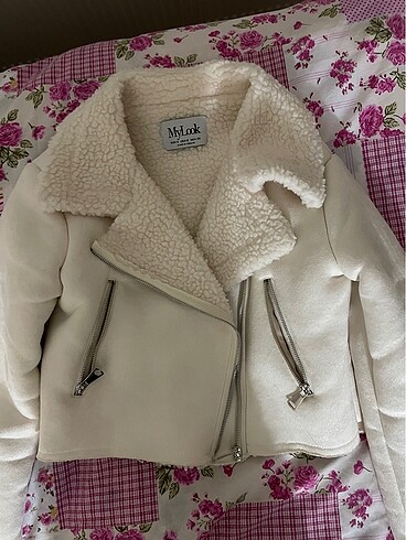 Pull and Bear İçi kürklü mont