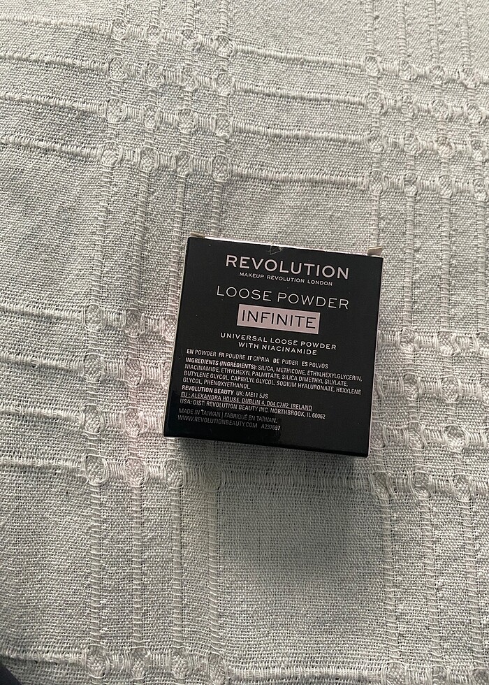 Revolution Pudra - Görsel 2
