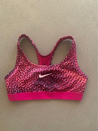 Nike top