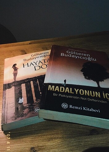 2 adet kitap GÜLSEREN BUDAYICIOĞLU 