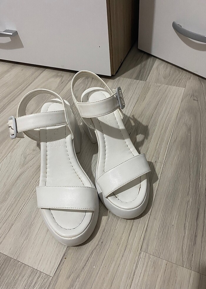 PLATFORM TOPUKLU AYAKKABI - Görsel 3