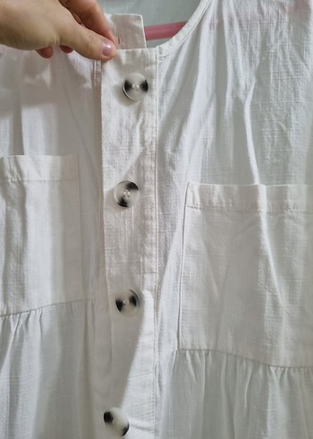 Düğmeli Beyaz Keten Oversize elbise