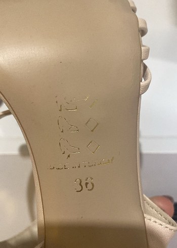 36 Beden Bej Topuklu Sandaletler Örgülü Detaylı