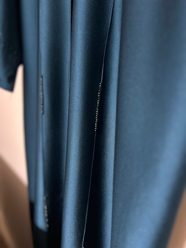 İşlemeli abaya - Görsel 3