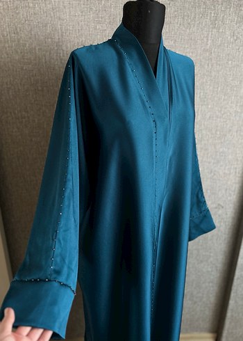 İşlemeli abaya - Görsel 3