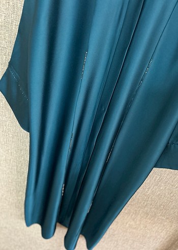 İşlemeli abaya - Görsel 2