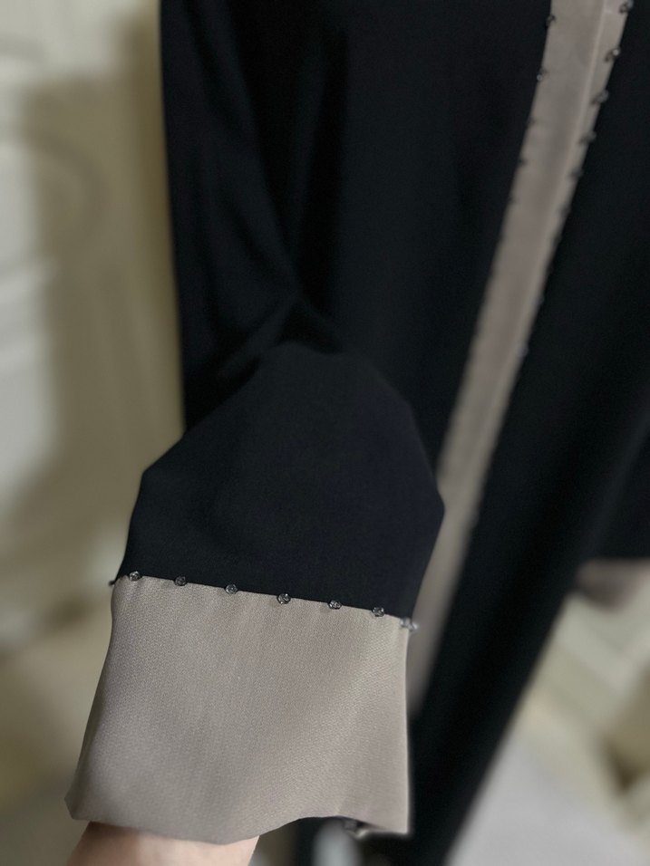 İşlemeli abaya - Görsel 2