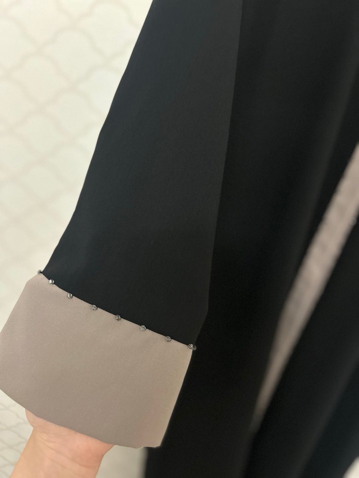 İşlemeli abaya - Görsel 2