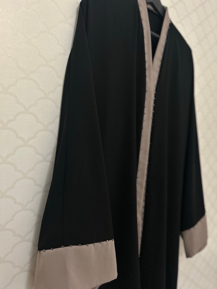 İşlemeli abaya - Görsel 3