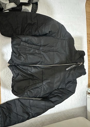 Zara Siyah Fermuarlı Kadın Kışlık Mont