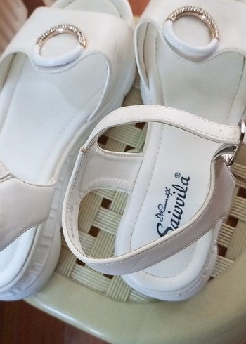 Beyaz Kadın Dolgu Topuklu Sandalet - Görsel 2