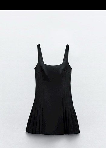 Zara Siyah Piliseli Elbise
