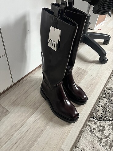 zara cherry red çizme