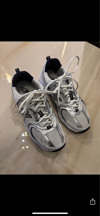 New Balance new balance 530