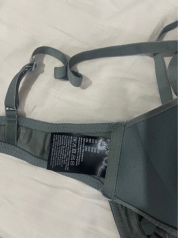 H&M hm sutyen