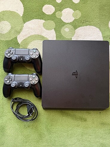 PLAYSTATİON 4 SLİM 1 TB ÇİFT KOL KUTULU