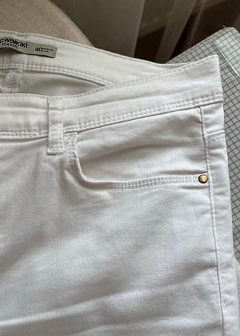 Lc waikiki marka L beden beyaz pantolon - Görsel 6