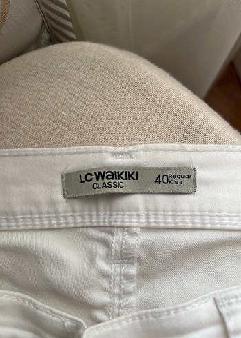 Lc waikiki marka L beden beyaz pantolon - Görsel 4