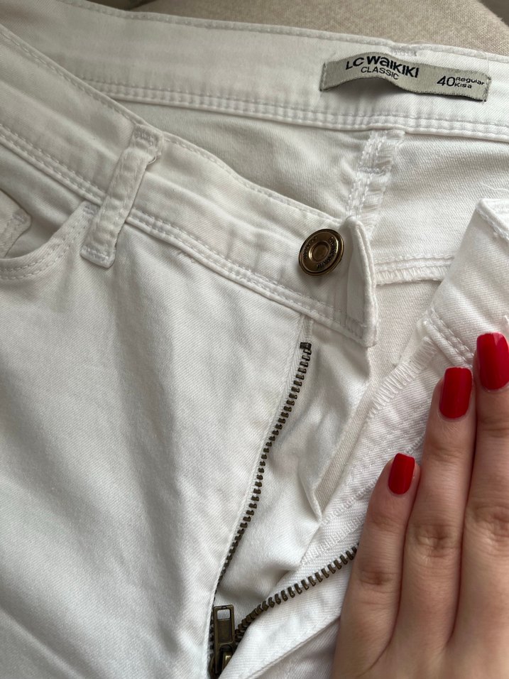 Lc waikiki marka L beden beyaz pantolon - Görsel 5