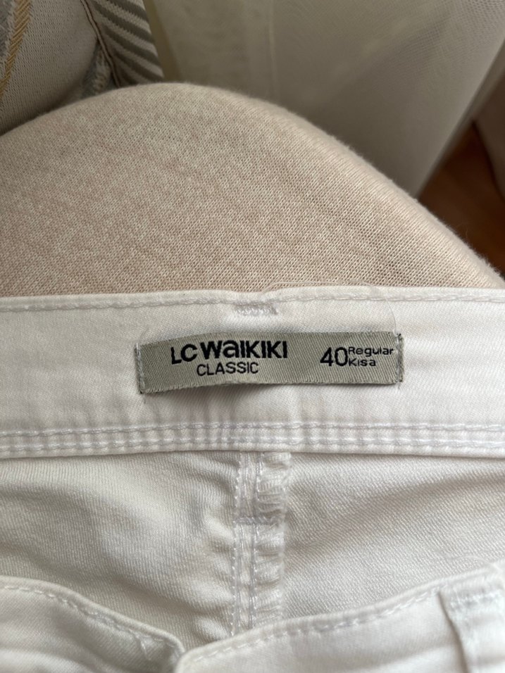 Lc waikiki marka L beden beyaz pantolon - Görsel 4