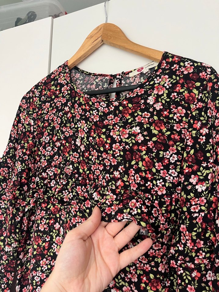 Koton marka S beden Çiçek Desenli Midi Elbise - Görsel 4