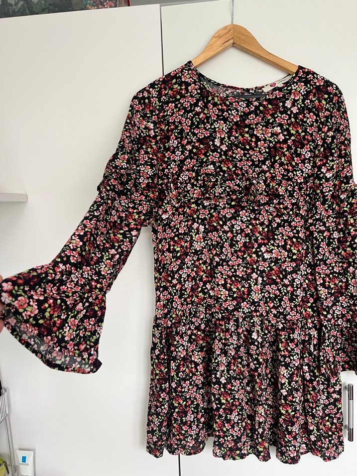 Koton marka S beden Çiçek Desenli Midi Elbise - Görsel 2