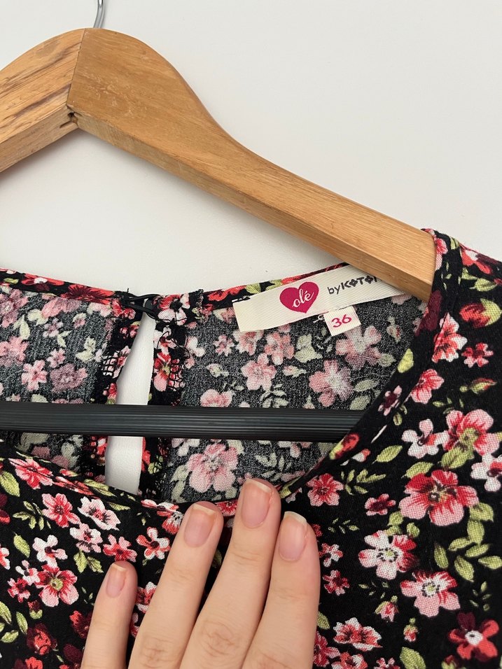 Koton marka S beden Çiçek Desenli Midi Elbise - Görsel 3