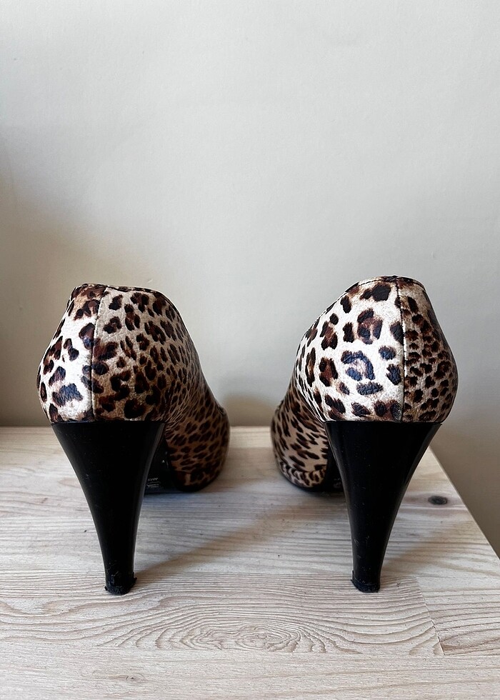 Faysal marka 37 leopar topuklu ayakkabı - Görsel 4