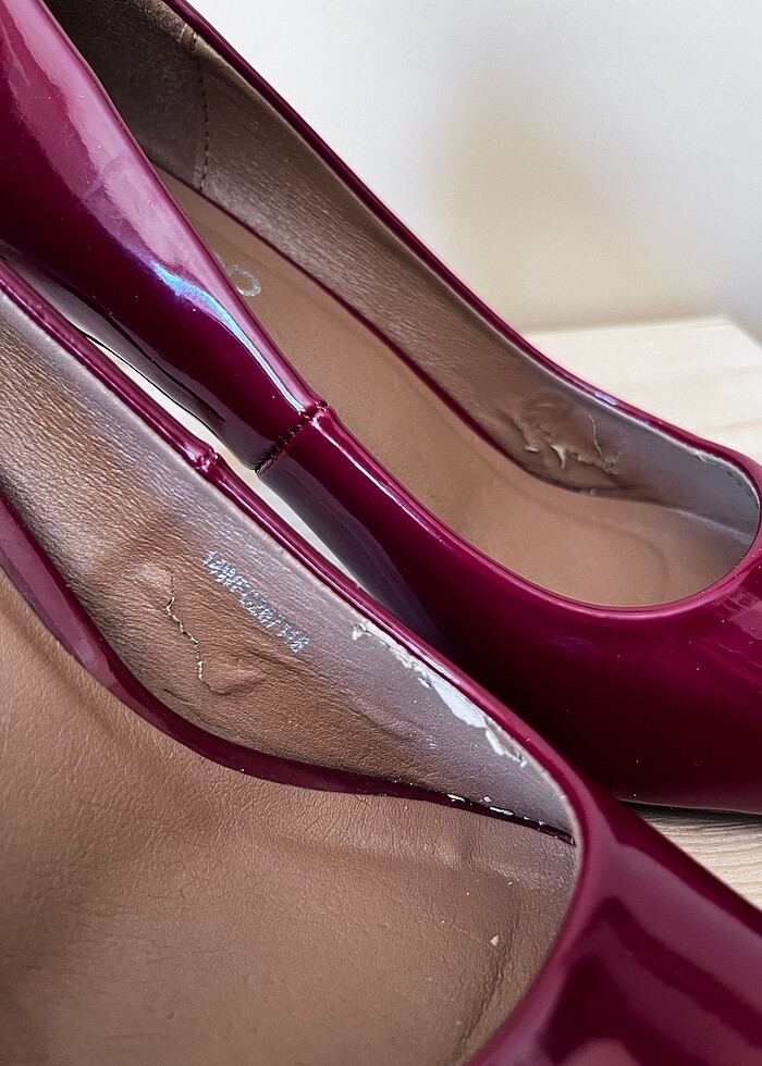 Derimod 38 numara bordo topuklu ayakkabı - Görsel 4